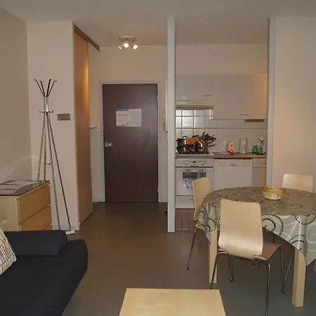 Lively In With Balcony * Rochefort (Charente-Maritime)